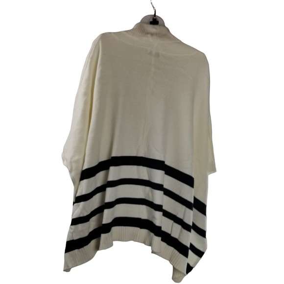 Jaclyn Smith Cowl Neck Cafton Poncho Sweater  Womens White & Black Size S / M - Picture 6 of 15